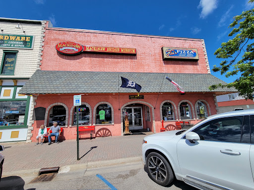 Mama Mia's Pizza